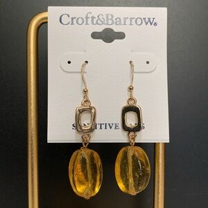 NWT Croft & Barrow gold and yellow earrings